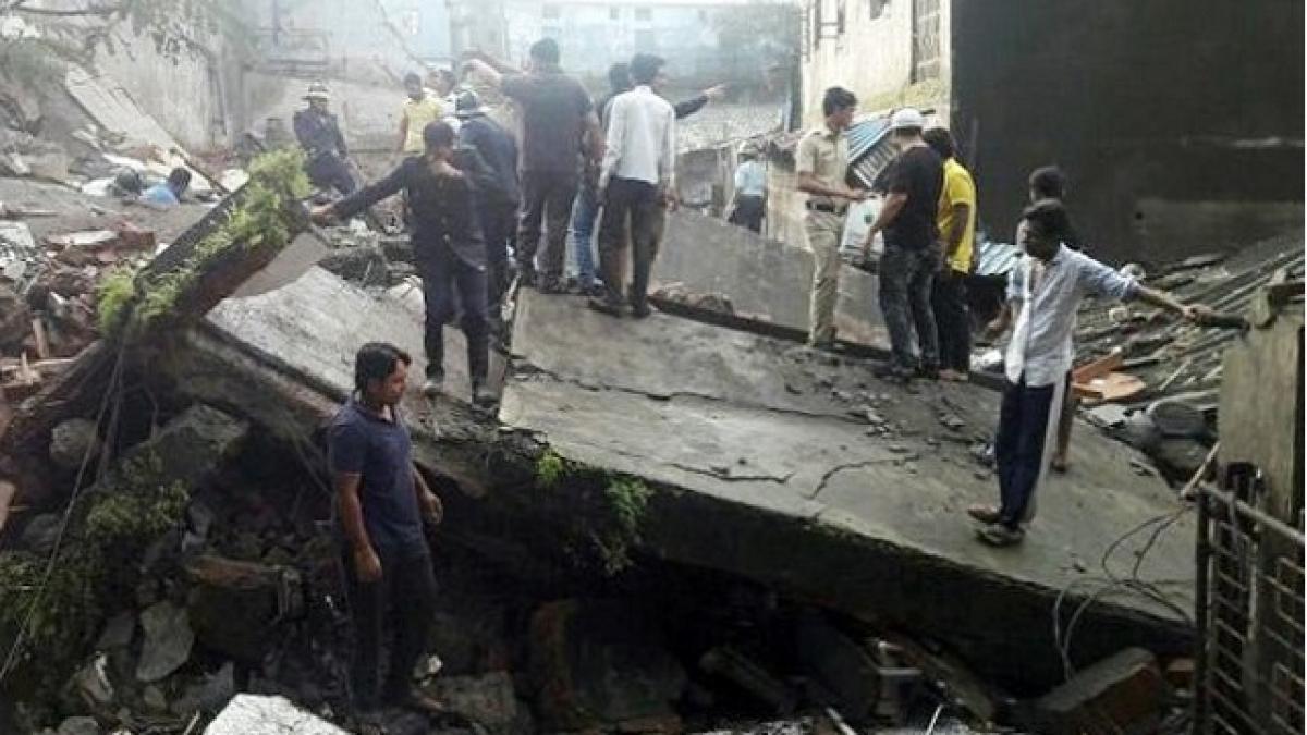 Building collapse in Maharashtra: 2 killed, several feared trapped